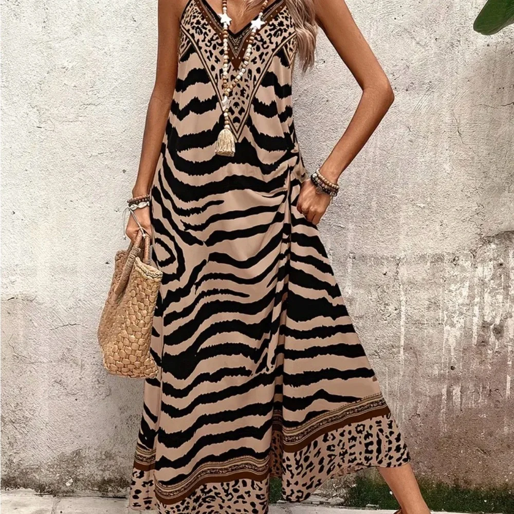 Animal Print Maxi Dress - Picture 4 of 5
